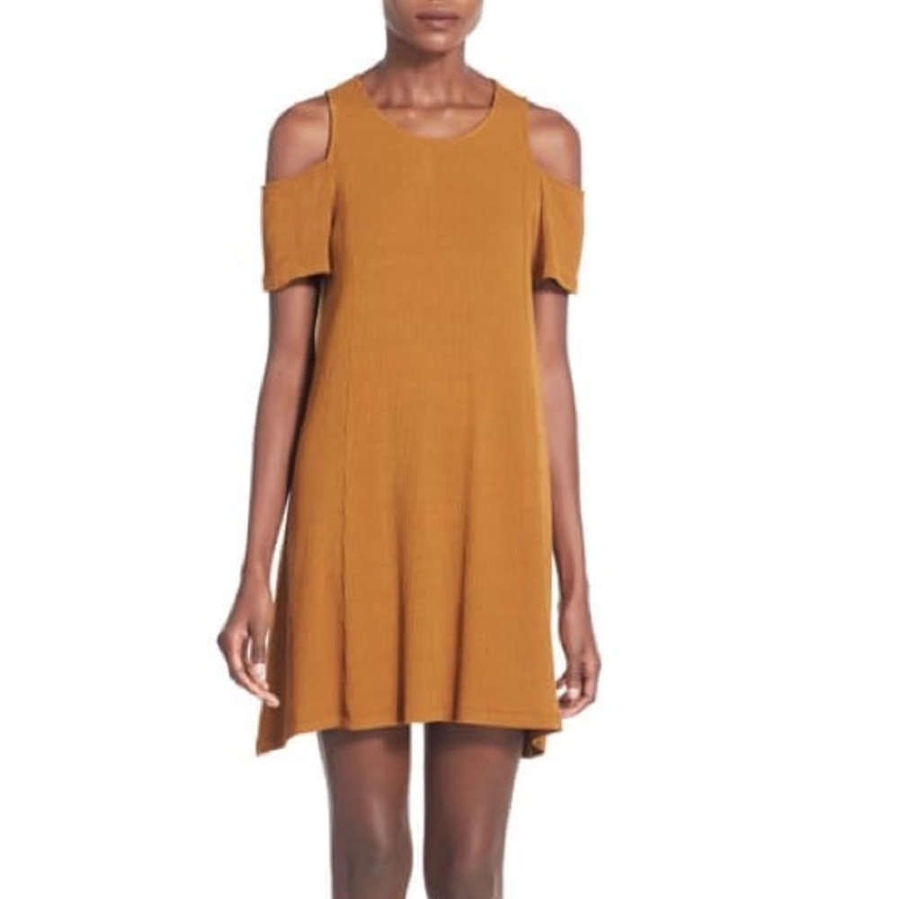 Nordstrom Cold shoulder rubbed knit dress